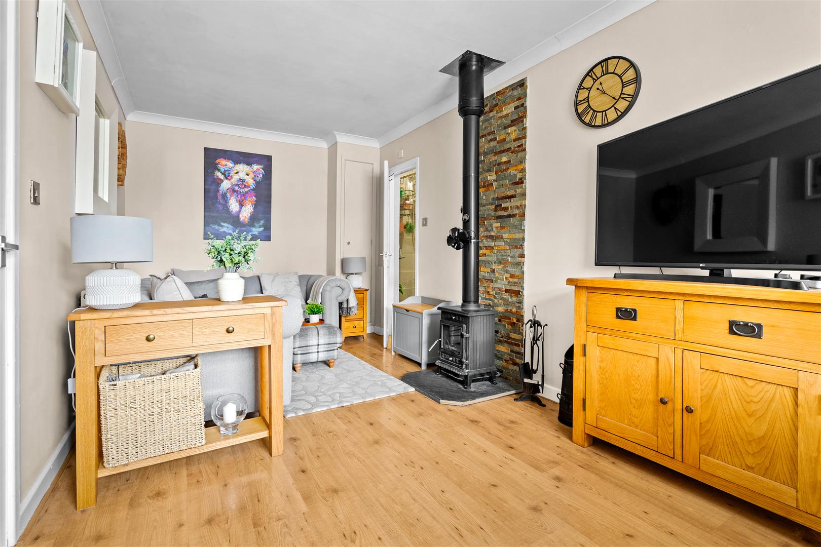 Reception Room/Bedroom